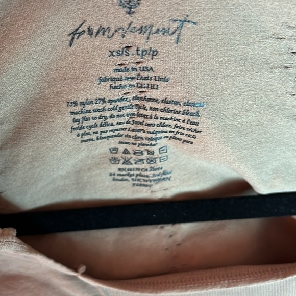 NWOT Free People Movement Tan Onesie Long Sleeved Size XS/S - Picture 2 of 4